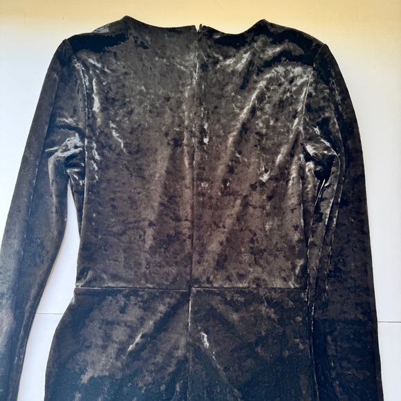 Guess Dress Crushed Velvet Stretch Black Twist Front Long Sleeve Dark Romantic M - Picture 14 of 16